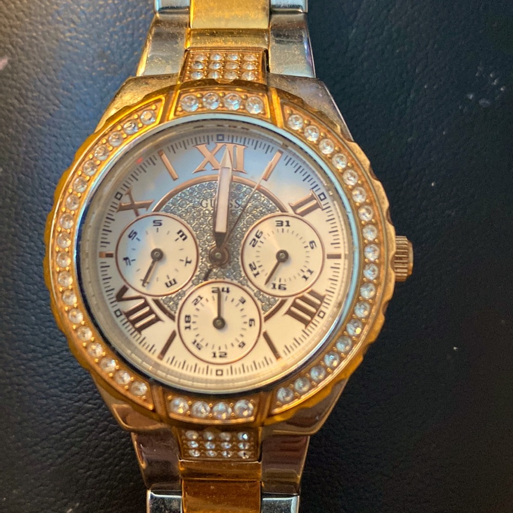 Guess Watch